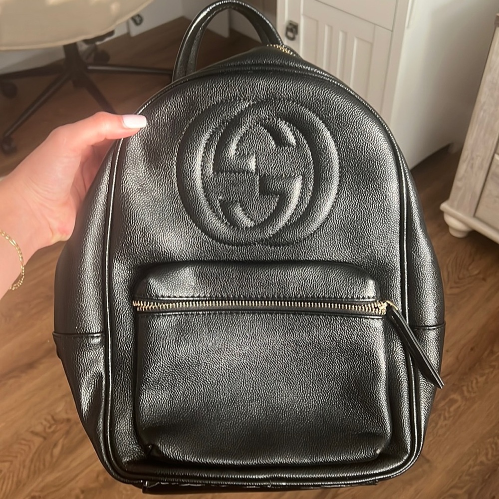 black backpack